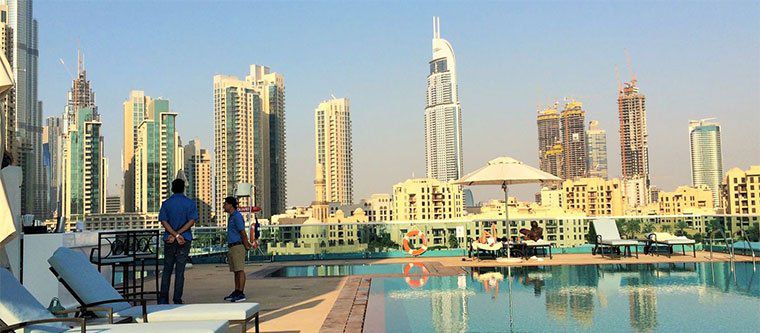 Last Minute: 7 Tage im 5* Steigenberger Hotel in Dubai inkl. Frühstück, Transfer, Zug & Flügen ab 576€ p.P.