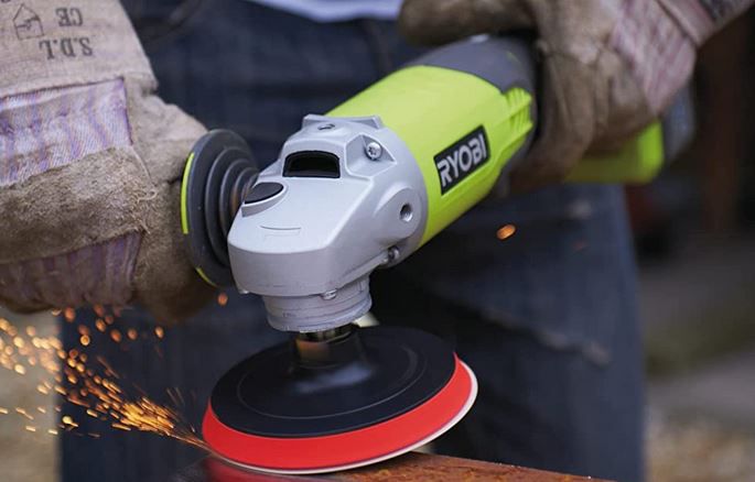 Ryobi ONE+ 18V Akku Winkelschleifer mit Zubehör für 119,99€ (statt 135€)