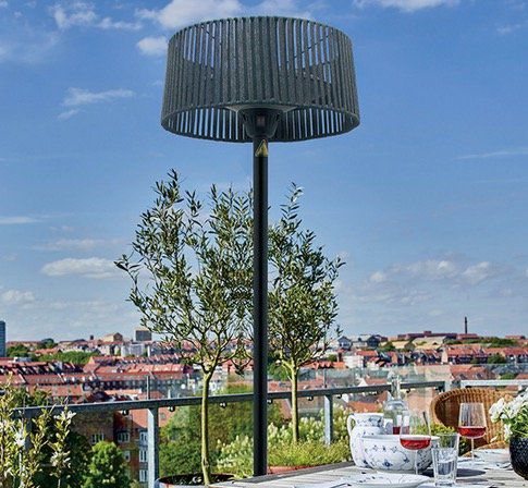 Terrassenstrahler Marlon mit 3 Heizstufen bis 2.100W für 75,25€ (statt 149€)