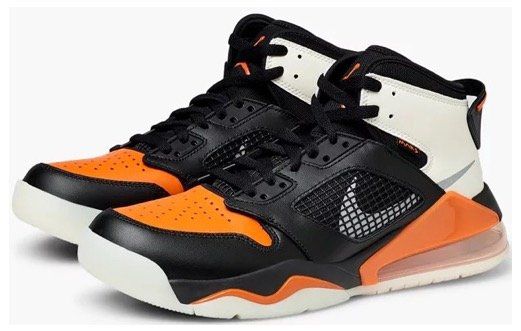 Caliroots Halloween Sale: 25% Rabatt auf schwarze, weiße und orange Produkte   z.B. NIKE Jordans für 120€ (statt 159€)