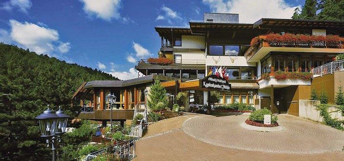 2 ÜN im Nordschwarzwald im 4* Mönchs Waldhotel mit Frühstück ab 134€ p.P.