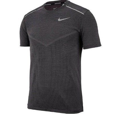 Nike Sport Shirt Techknit in Schwarz und Grau für 19,31€ (statt 35€)