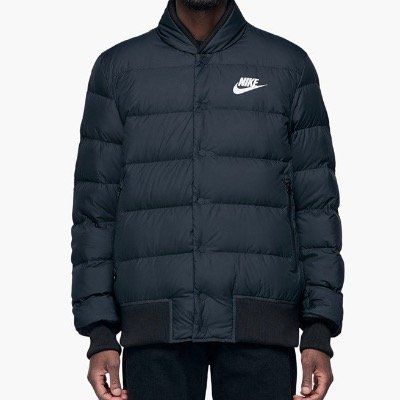 Abgelaufen! Caliroots Jacken Sale mit 20% extra Rabatt ab 50€   z.B. Nike Down Fill Bomber für 67€ (statt 90€) Bis Mitternacht