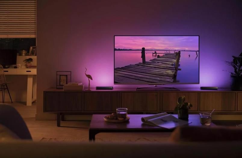Philips Hue Play Double Pack + Hue Play Extension Kit für 119,89€ (statt 153€)