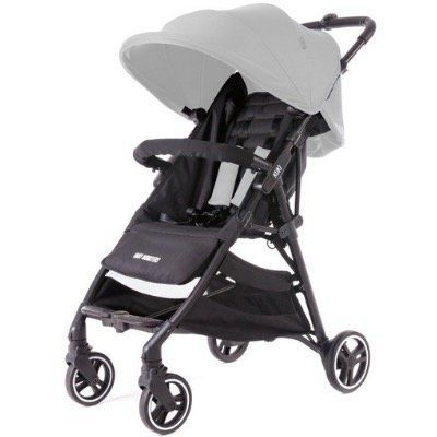 Baby Monsters Kuki Buggie mit Federung an allen vier Rädern in Single Black für 99,61€ (statt 150€)