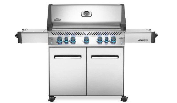 Napoleon Prestige P665 Propangasgrill aus Edelstahl (Modell 2020) inkl Drehspieß und Abdeckhaube für 2317,33€ (statt 2.699€)