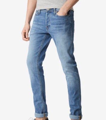 About You mit 20% Extra-Rabatt auf bereits reduzierte Marken-Jeans + keine VSK