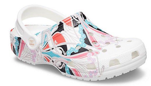 Crocs Liberty London X Classic Clog für 35,99€ (statt 54€)