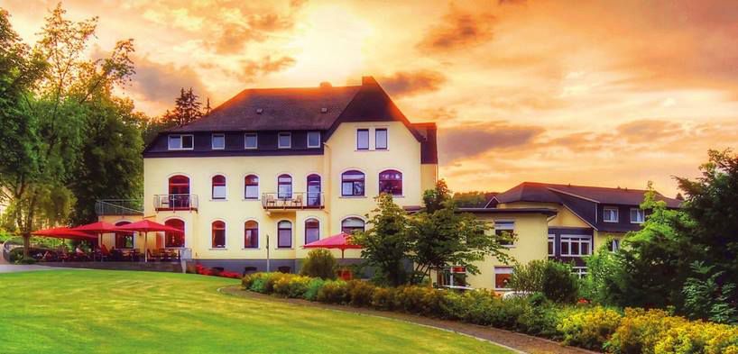 ÜN im 4* Dorint Parkhotel Siegen (HC 100%) inkl. Frühstück, Sauna, Fitness für 29,50€ p.P.