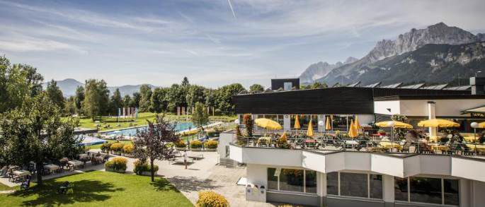 Last Minute: 2 ÜN in Boutique Hotel in Tirol inkl. Frühstück & Panorama Badewelten ab 116€ p.P.