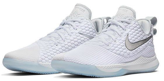 Nike LeBron Witness III Sneaker in Weiß für 49€ (statt 70€)