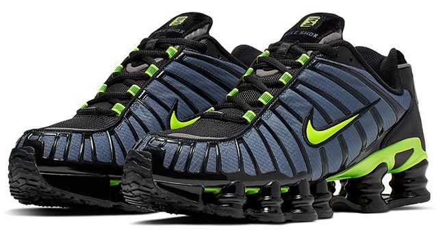 Nike Shox TL Sneaker in 2 Farben für 89,60€ (statt 120€)  Restgrößen