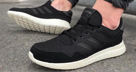 adidas Archivo Herren Running Sneaker für 37,28€ (statt 47€)   Restgrößen 40 bis 44