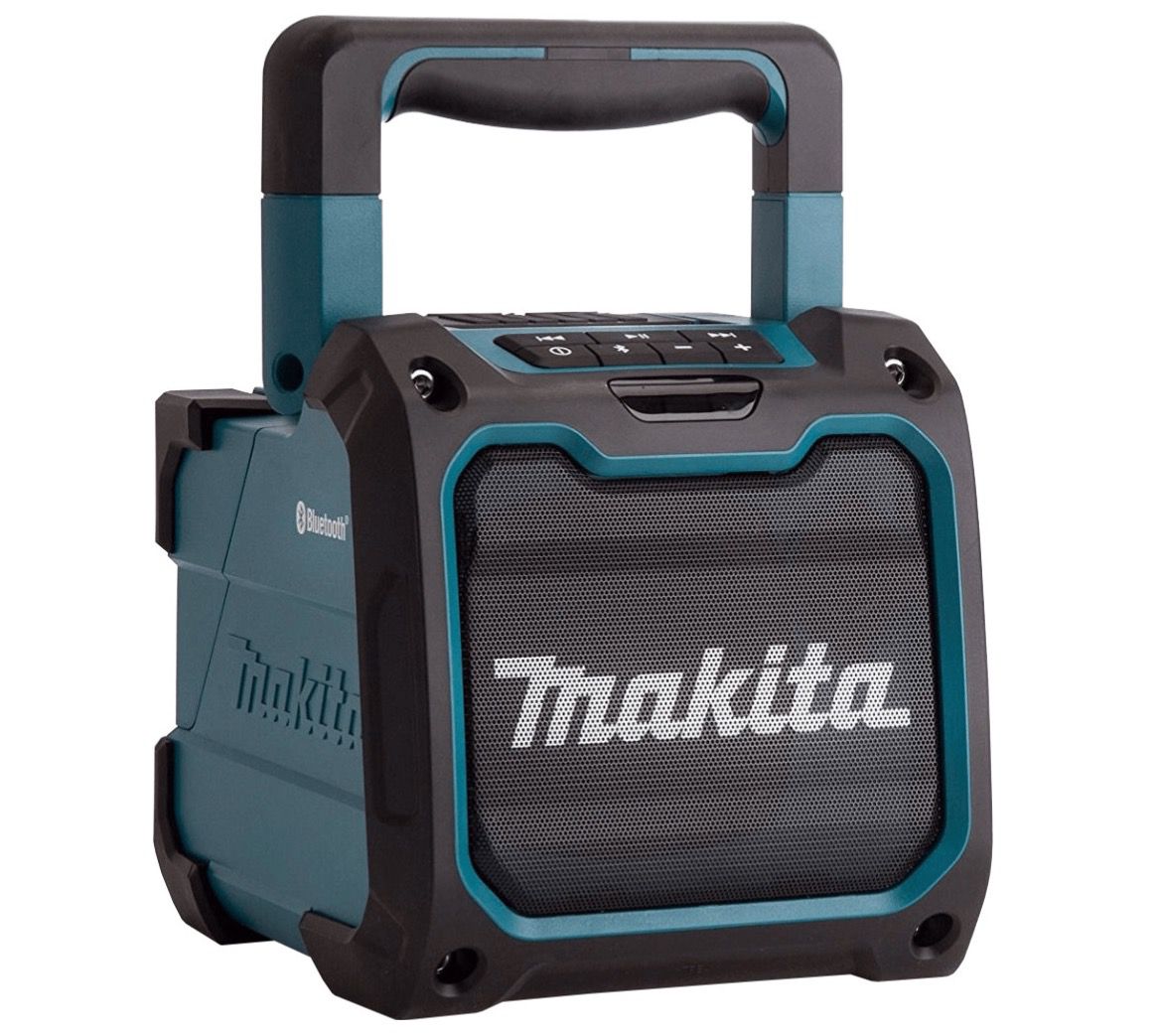 Makita DMR200 Akku Lautsprecher mit Bluetooth für 69,90€ (statt 111€)