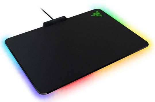 Vorbei! Razer Firefly Cloth Edition XXL Mauspad für 29,99€ (statt 74€)