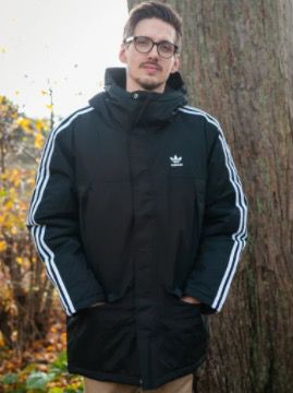 20% auf ALLES bei Sneaxs   z.B. adidas Padded Parka für 96€ (statt 115€)