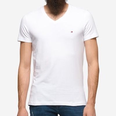 Tommy Hilfiger Herren T Shirt in Weiss für 20,93€ (statt 26€)