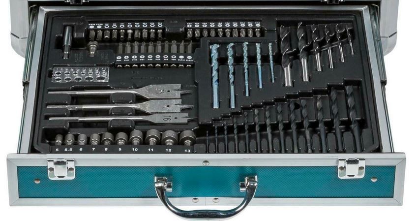 Makita HP457DWEX4 Akku Schlagschrauber mit 2 Akkus, Koffer, 70 Teile Zubehör für 189,95€ (statt 208€)