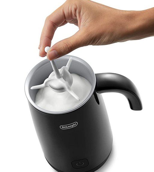 DeLonghi EMF 2.BK Alicia Latte Milchaufschäumer für 53,10€ (statt 70€)