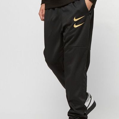 Nike Nsw Swoosh Pant PK MTL Trainingshose in Schwarz für 28€ (statt 56€)