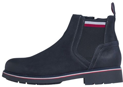 Tommy Hilfiger Corporate Elastic Suede Chelsea Boots in Blau oder Braun für 76€ (statt 120€)