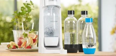 Sodastream Cool Wasserspender mit 2 Flaschen & CO2 Zylinder für 44,94€ (statt 60€)