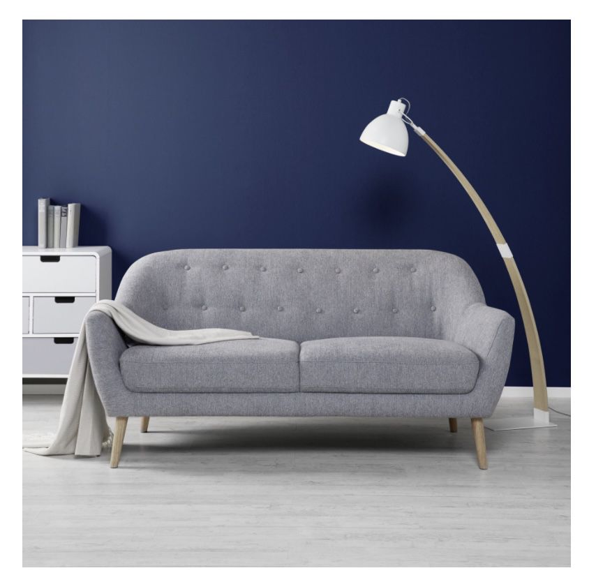 Retro Zweisitzer Sofa Anela mit Holzfüßen in Grau ab 199€ (statt 279€)