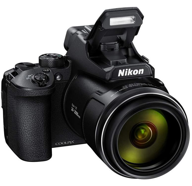 NIKON Coolpix P950 Bridgekamera für 589€ (statt 669€)