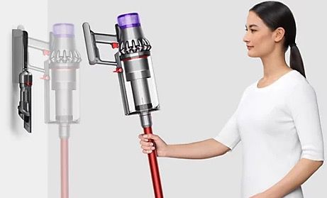 Dyson V11 Outsize mit XL Düse und XL Behälter inkl. Floor Dock für 685,95€ (statt 786€)