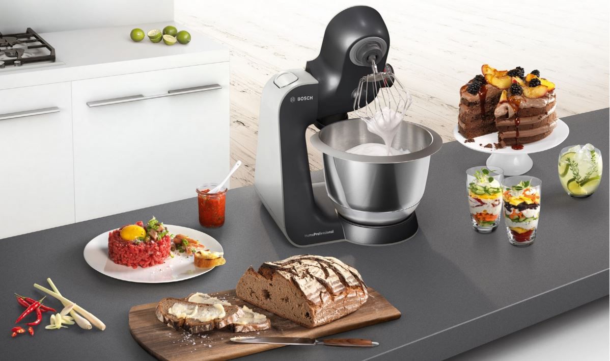 Bosch MUM59M55 Küchenmaschine mit reichl. Zubehör für 395€ (statt 529€)