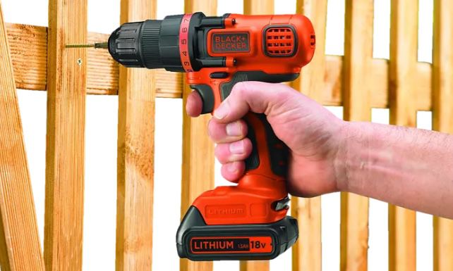 Black & Decker BDCDD18N Akku Bohrschrauber (ohne Akku, ohne Ladegerät) für 17,99€ (statt 24€)