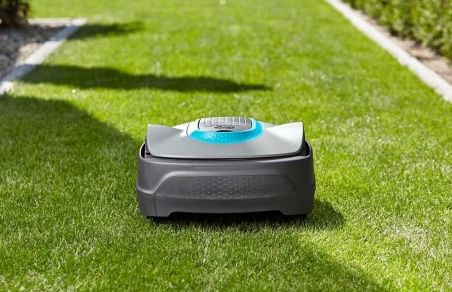 Gardena Sileno city Mähroboter bis 250 m² inkl. Gateway + 2x smart Power Pack für 699€ (statt 815€)