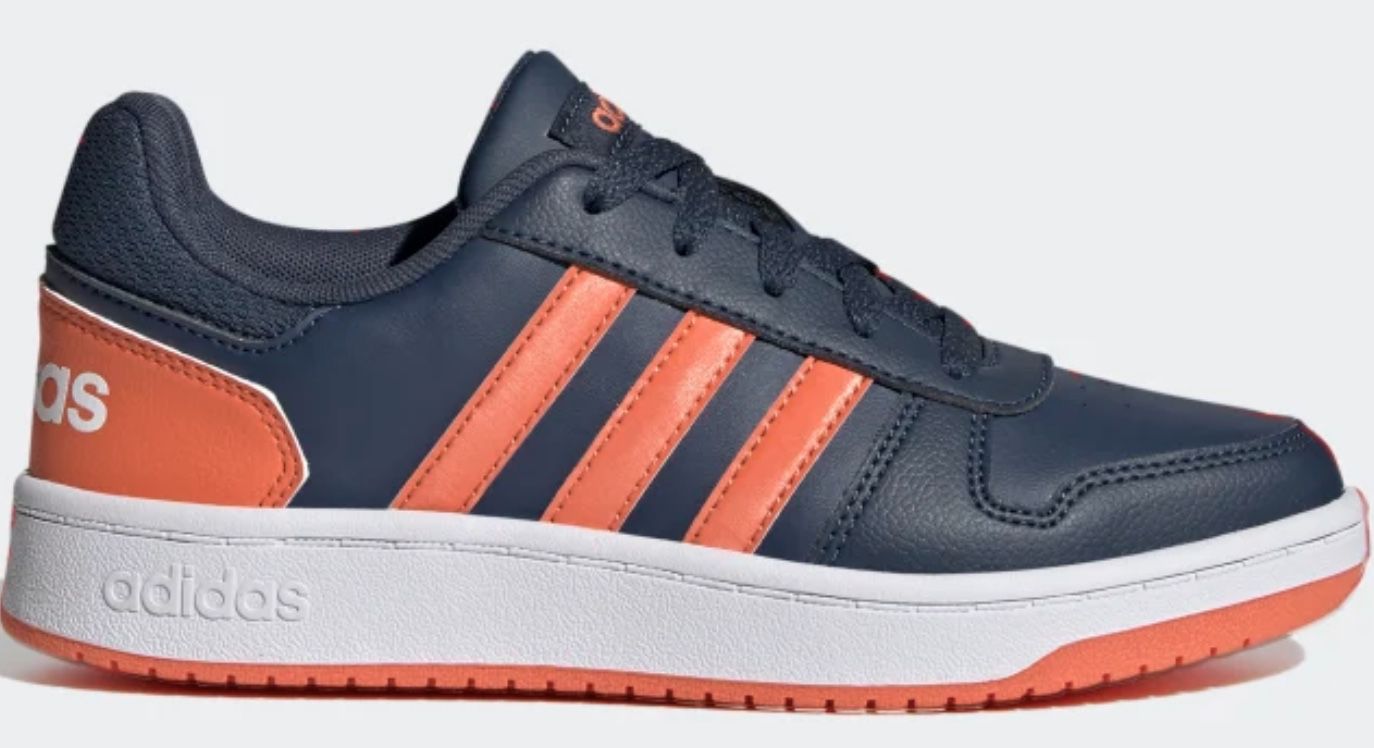 adidas Hoops 2.0 Kids Sneaker aus Synthetikleder bis Größe 40 für 20€ (statt 41€)