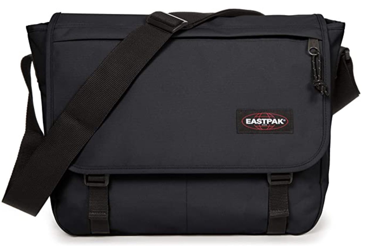 Eastpak Delegate Umhängetasche mit Laptopfach für 23,50€ (statt 43€)