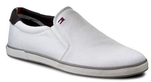 🔥 Tommy Hilfiger Harlow 2D FM0FM00597 diverse Farben ab 34,15€ (statt 49€)