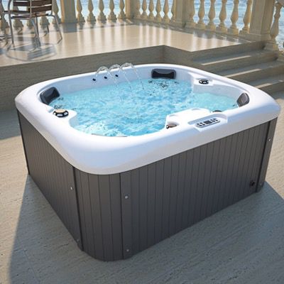 Home Deluxe Sea Star Outdoor Whirlpool für 2.734€ (statt 3.190€)