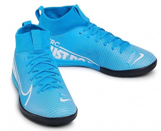 Nike Kinder Fußballschuh Mercurial Superfly 7 Academy IC Blau für 20,09€ (statt 47€)