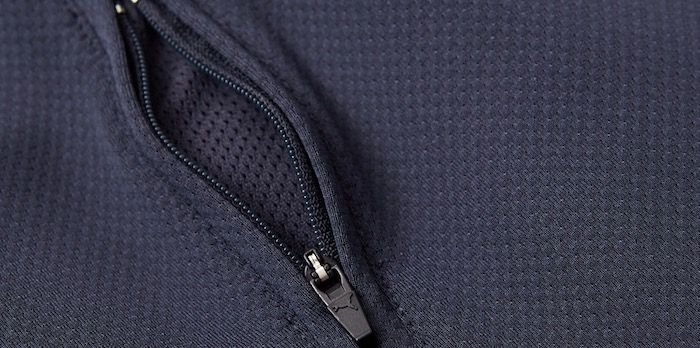 Puma Herren Kapuzenjacke mit Stehkragen für 29,94€ (statt 45€)