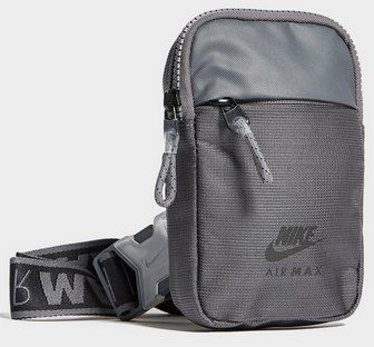Nike Essential Air Max Hip Pack Sporttasche für 17€ (statt 22€)
