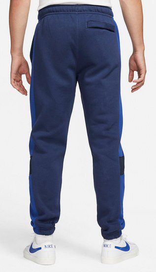 Nike Club Jogger Cuffed Jogginghose in Blau für 39,99€ (statt 53€)