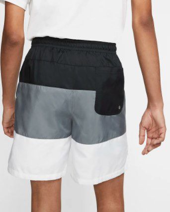 Nike Sportswear City Edition Webshorts für 27,99€ (statt 35€)   Member