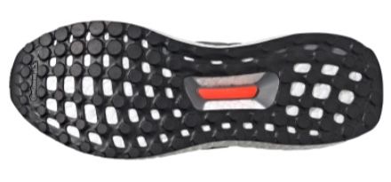 adidas Ultra Boost 5.0 DNA Sneaker in Schwarz/Metallic Carbon für 79,99€ (statt 131€)