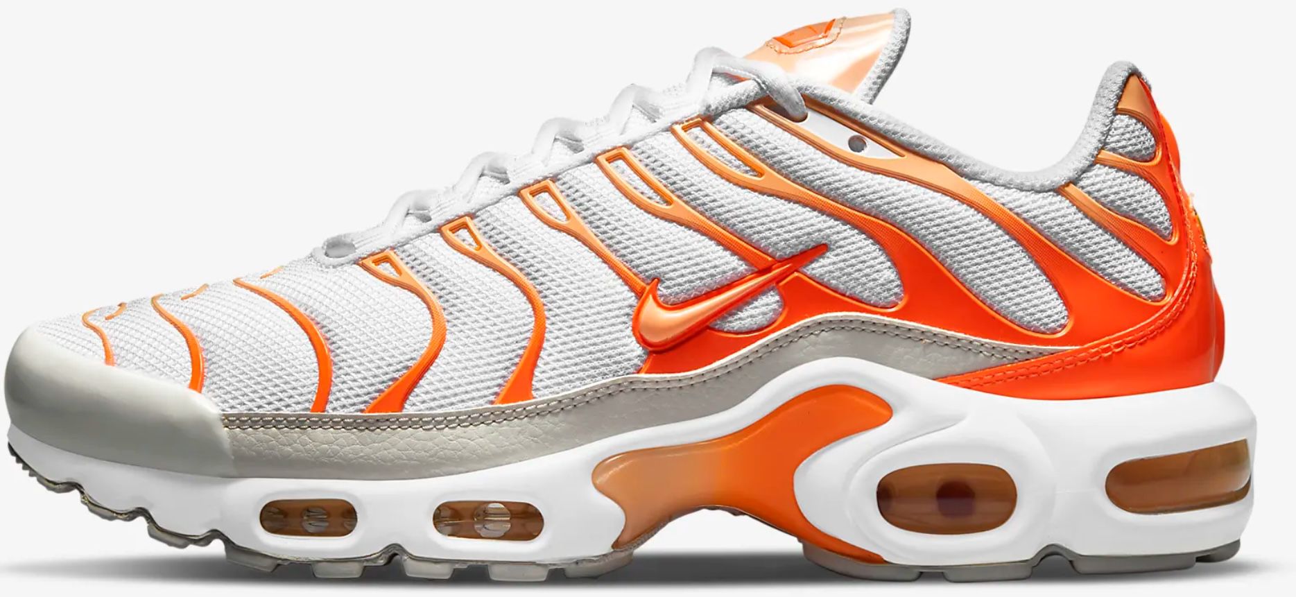 Nike Air Max Plus Damen Sneaker in Atomic Orange für 101,97€ (statt 170€)