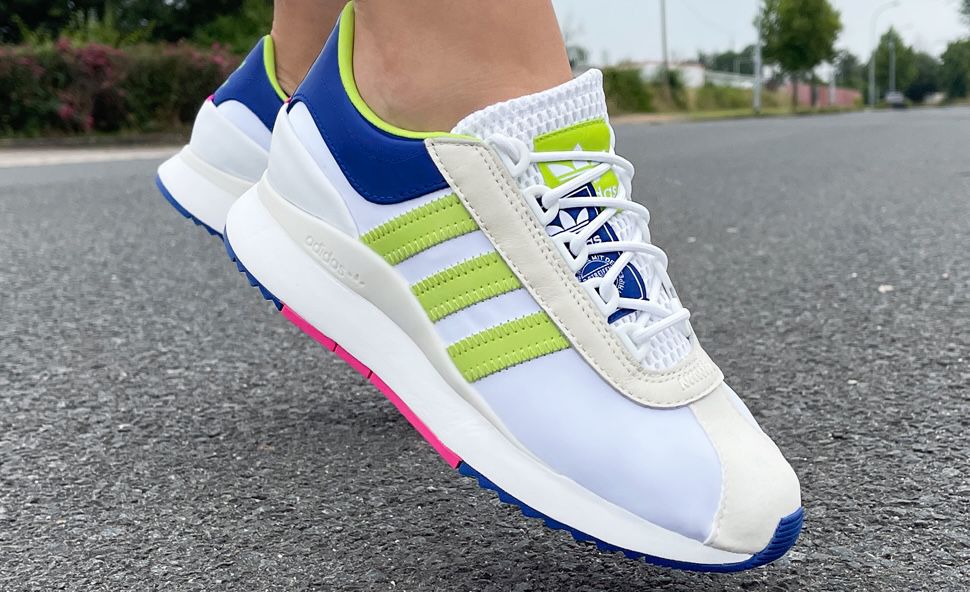 adidas SL Andridge Damen Sneaker in Cloud White Yellow für 23€ (statt 54€)