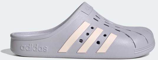 adidas Adilette Clog in 2 Farben für je 19,20€ (statt 40€)