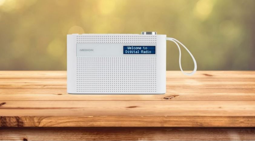 MEDION P66007 tragbares UKW DAB+ Radio Bluetooth integr. Akku für 24,99€ (statt 35€)