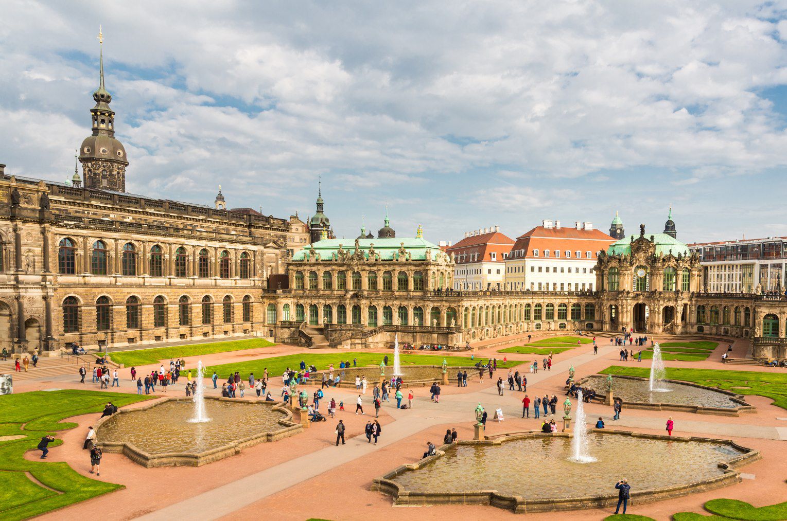 ÜN in Dresden inkl. Frühstück, Spa & kostenlosen Kaffee + Tee ab 43€ p.P.