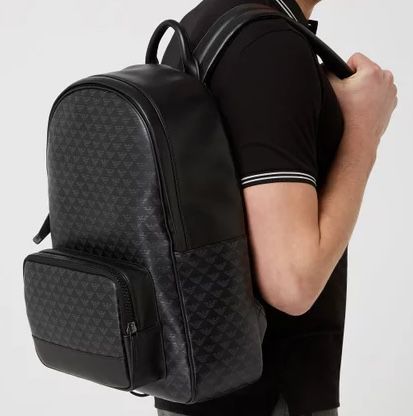 Emporio Armani Rucksack aus Leder mit Laptopfach für 329€ (statt 405€)