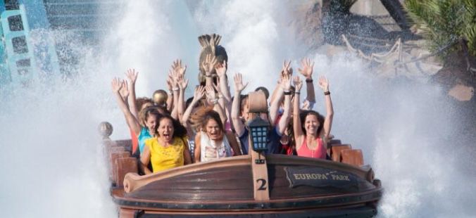 Europa Park Tagesticket inkl. Übernachtung mit Frühstück ab 105€ p.P.