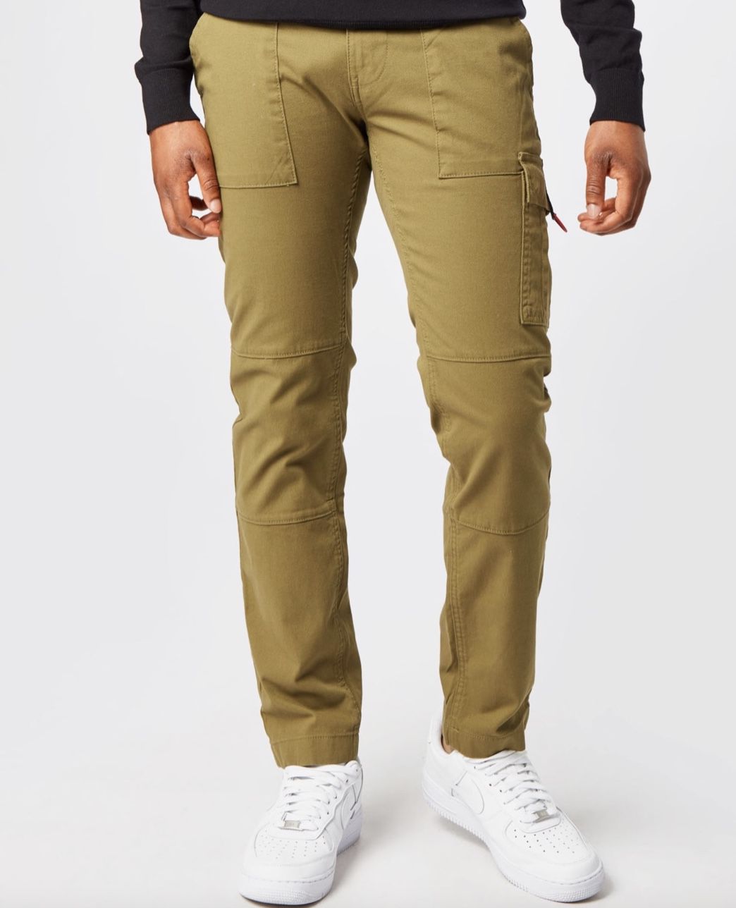 Restposten: Tommy Jeans Herren Hose ‚SCANTON‘ in Weite 32 für 29,90€ (statt 62€)